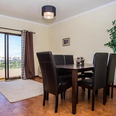 Amazing Apartment In Benagil Daire