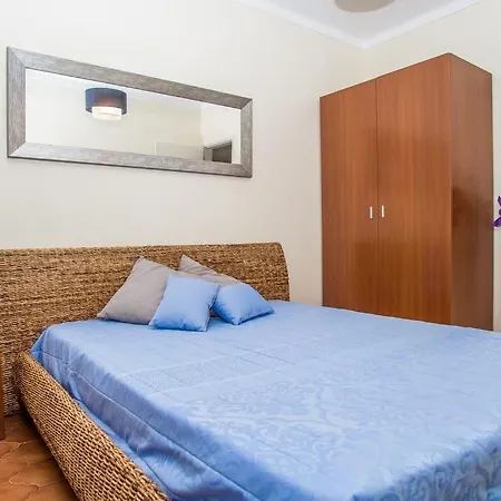 Amazing Apartment In Benagil Daire Lagoa (Algarve)